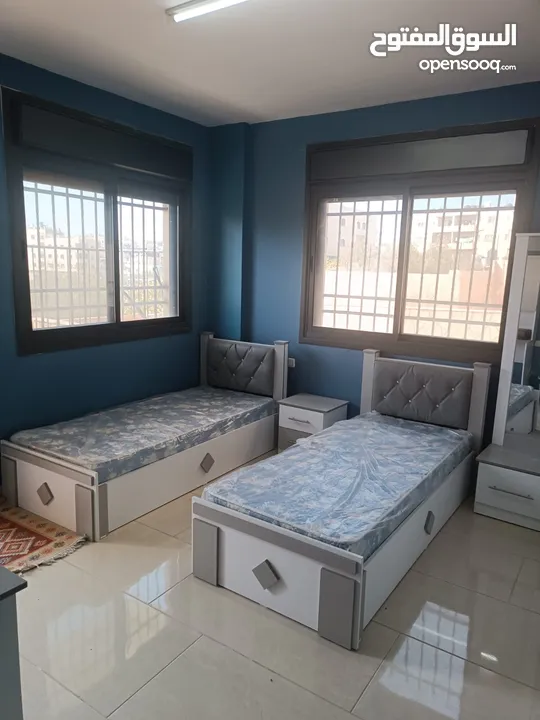 شقه مفروشه للايجار في البيره قرب  دايره السير ومديريه الصحه