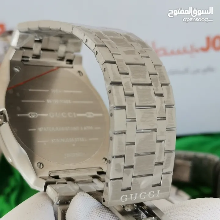 الساعة التريند جوتشي ... الرفيعة ... بسمك كريدت كارد ..... نسخة عالية الجودة .... ،،A7+  متوفرة الان