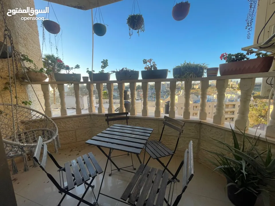 شقه مفروشة بالكامل للايجار