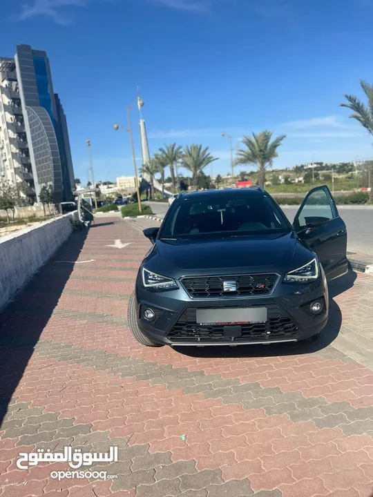 سيات ارونا fr  للبيع عالكاش فقط / انظف حبة بالبلد