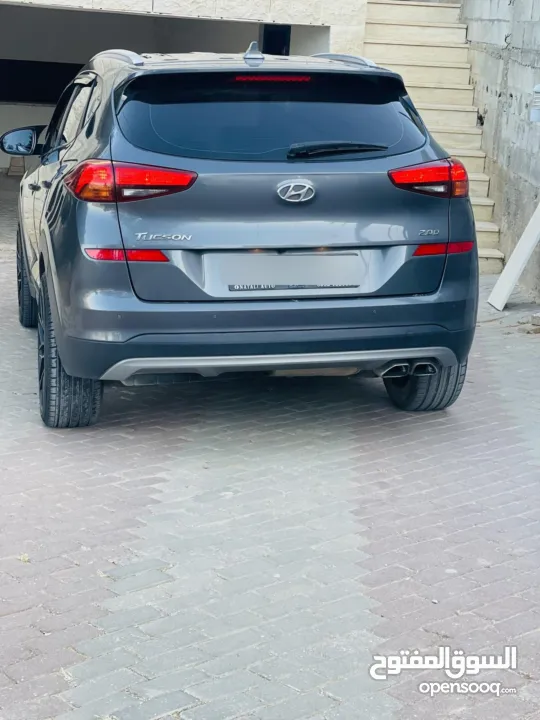 توسان 2020ترخيص19يد اولى فحص نخب سعر حرق حرق لون مميز بصمة مفتاحين شركة