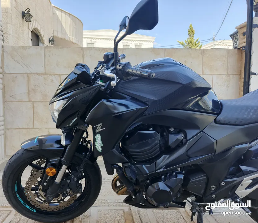 حبة شركة بسعر حرق Z800 او تبديل على سيارة او دراجة صغيرة