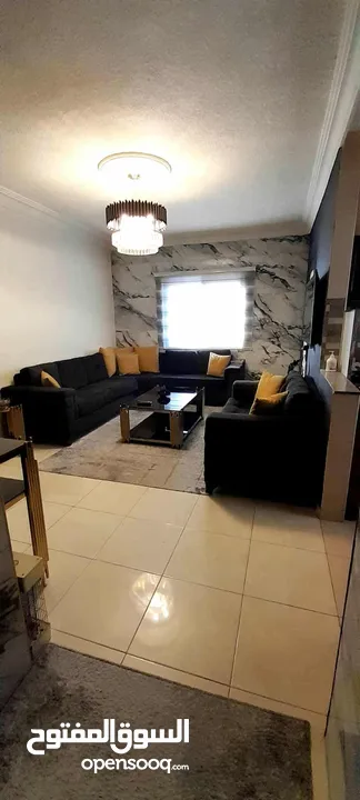 شقه للبيع 25000