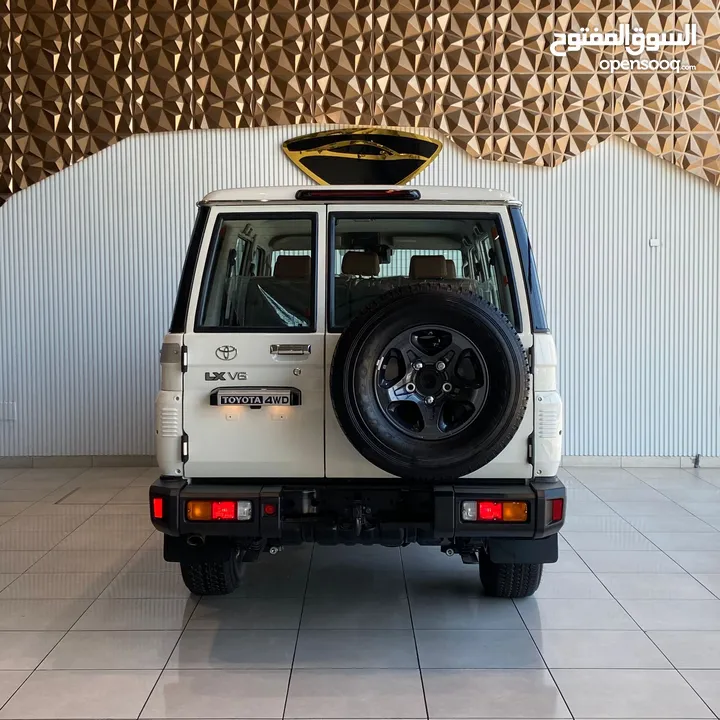 TOYOTA LAND CRUISER LC76 4WD FULLY LOADED 2025