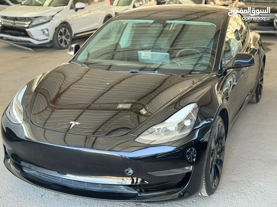 Tesla Model Performance  2023 4 Wheeel drive اعلى فئة في التيسلا صنف ال Performance