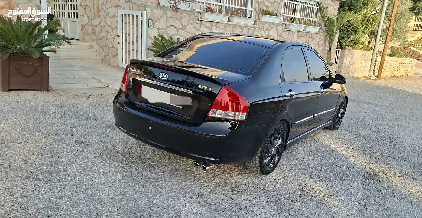 للبيع كيا سراتو موديل 2007