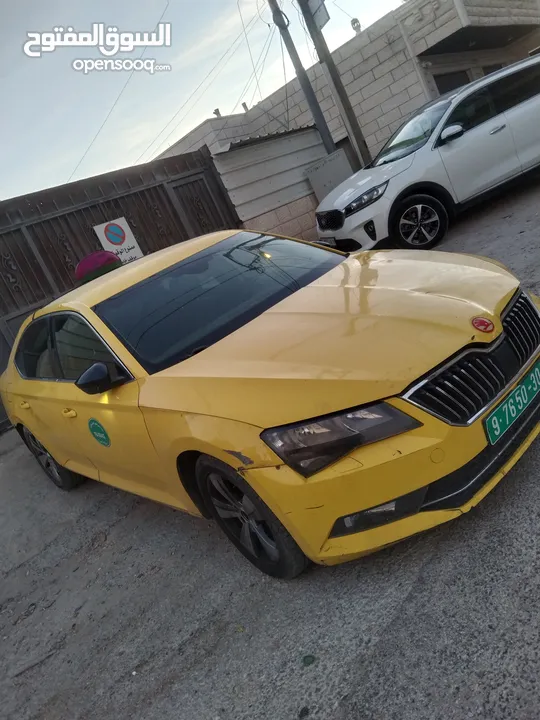 سكودا سوبير 2018 ترخيص2017 اصل عمومي استيراد  مطور 2000 اتومات جير مطور فحص نخب  دقات خارجية لا تذكر