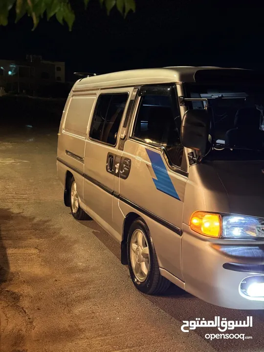 باص هونداي H100