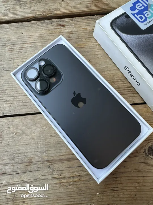 iPhone 15 pro used like new 94%battery health 128 gb