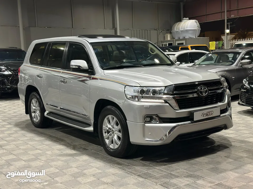 Land Cruiser GXR V8