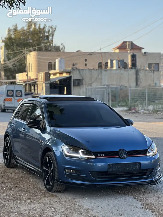 جولف 2014 Mk7.5 فل مع بانوراما / بالسعر المميز ع الكاش فقط