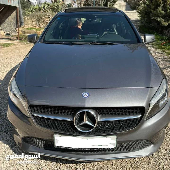 مرسيدس A180