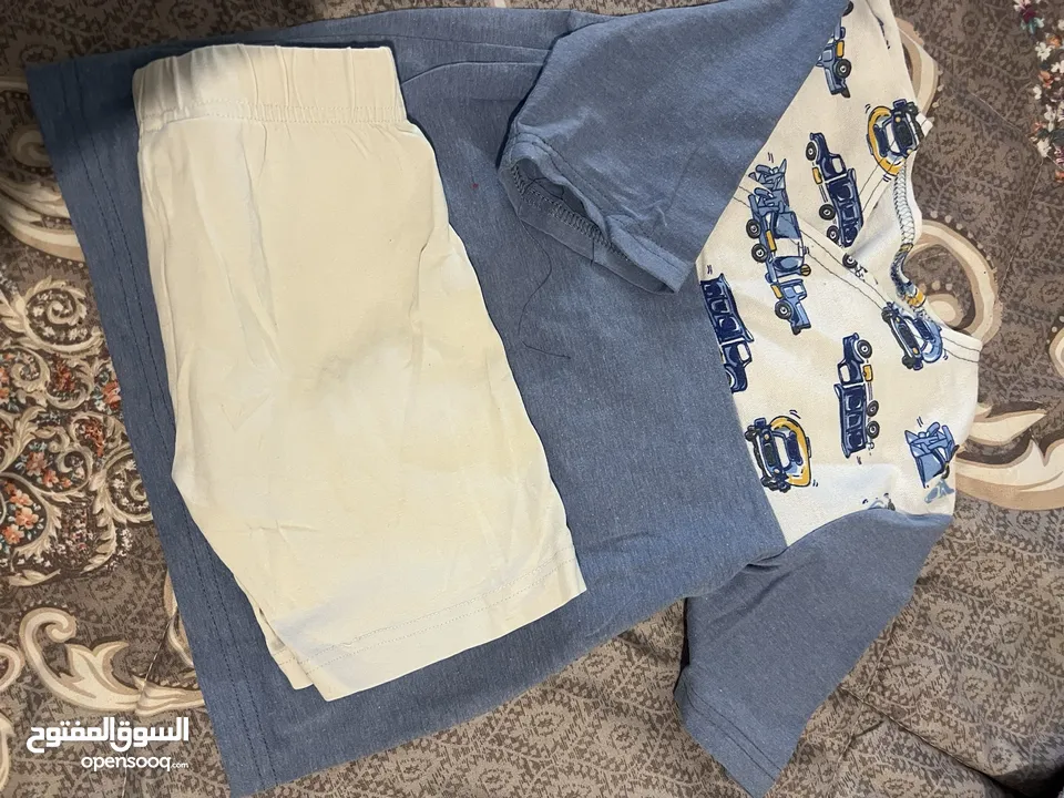 ملابس اطفال