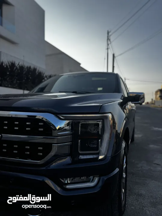 ford f150 platinum 2022 hybrid 3500 cc powerboost  بلاتينيوم لون كحلي و داخلية مميزة لون كاميل