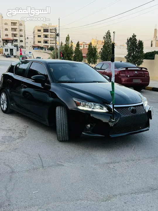 Lexus ct200 للبيع