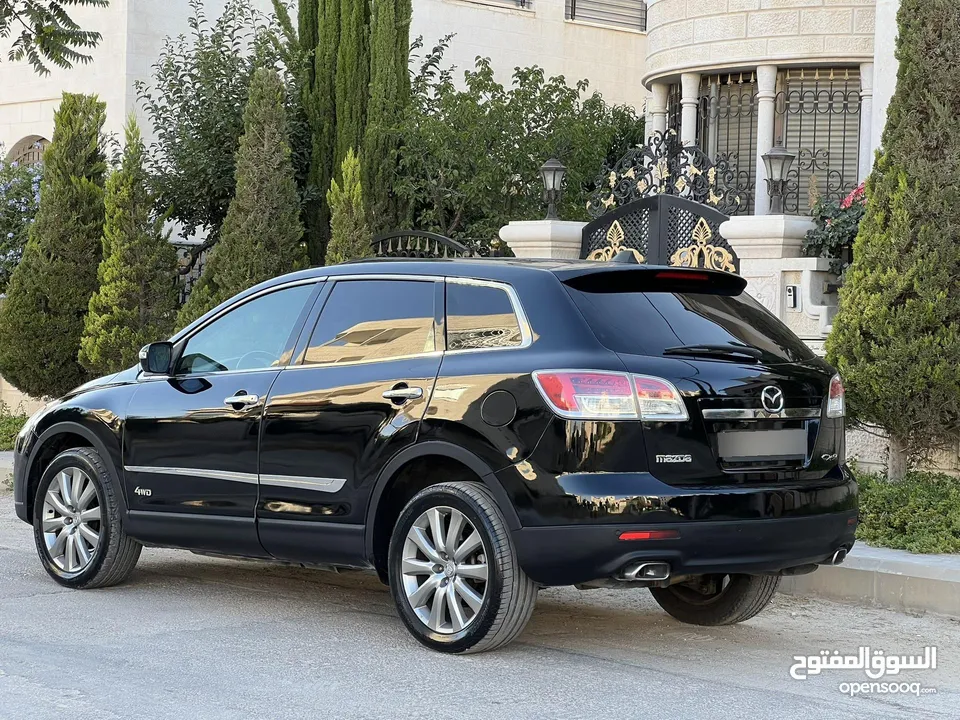 مازدا cx9 بحالة ممتازه بسعر مغري و للبيع المستعجل