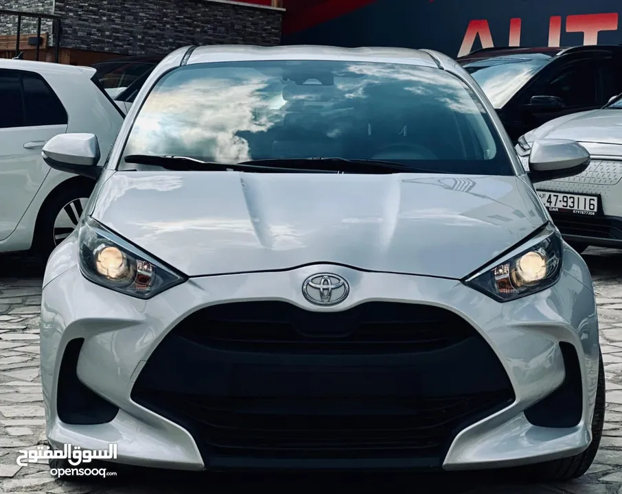 TOYOTA YARIS 2021