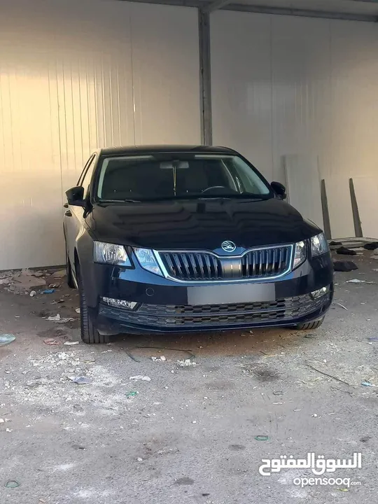 سكودا اوكتافيا 2018