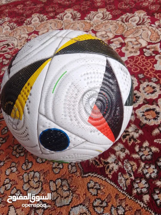 كرة اليوره