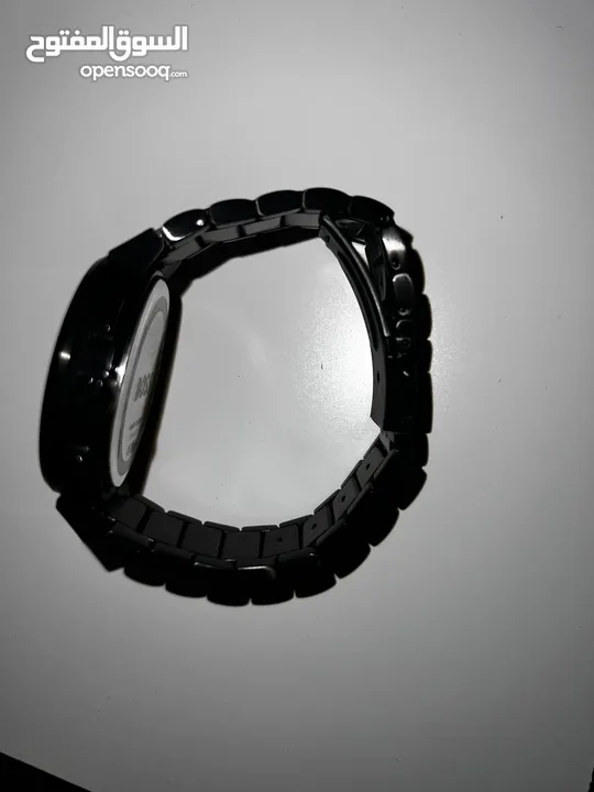 ساعه بوس رجالي بحاله الوكاله مع كفاله limited edition