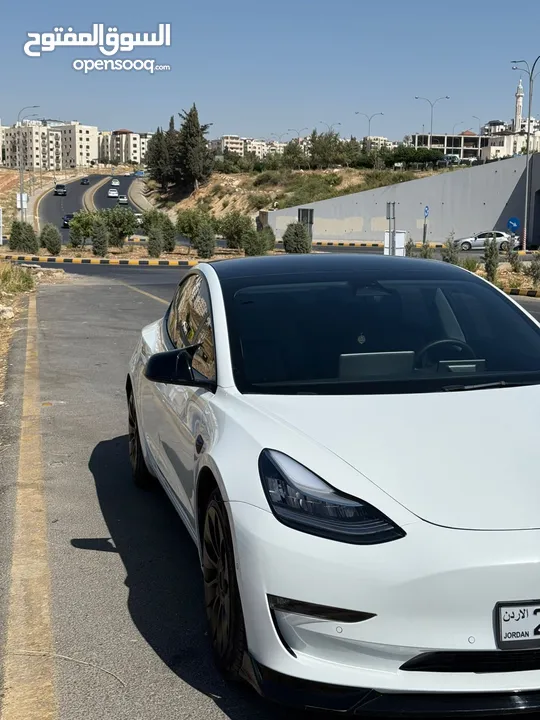 Tesla Model 3 Long Range // 2022  ممشى قليل