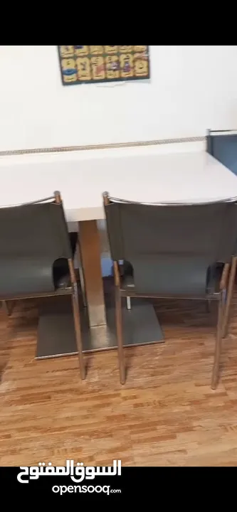 طاوله مطبخ و اربع كراسي  ثقيله ضد الساخن مع قاعده ستانلس