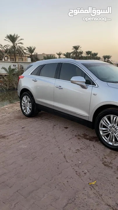 كاديلاك xt5 2019