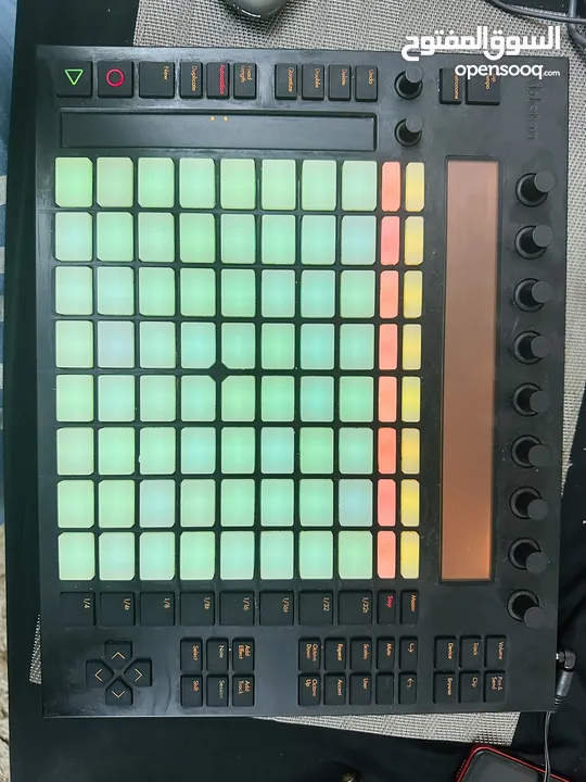 جهاز Ableton  push لصناعه وتوزيع الموسيقي