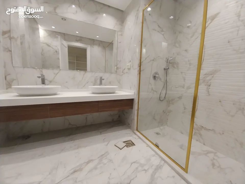 شقة غير مفروشة للإيجار 320م2 ( Property 19519 )-175072651