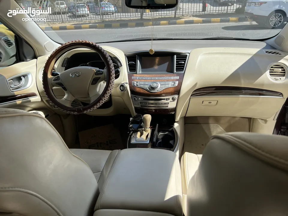 انفينيتي Qx60 سيارة الرفاهية والراحة العائلية