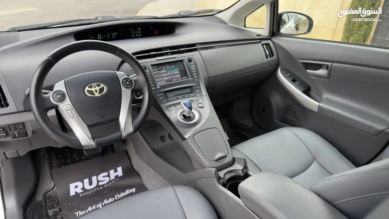 تويوتا بريوس 2010 TOYOTA PRIUS للبيع