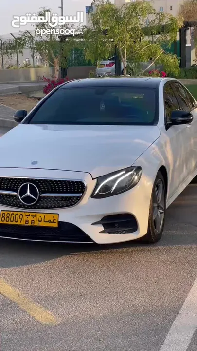 مرسيدس E300 نظيف جدا