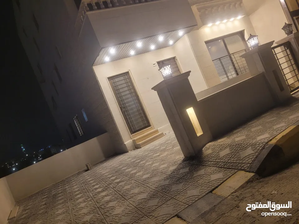 شقة فاخرة للبيع