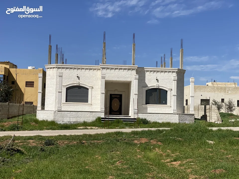 منزل مستقل للبيع في منطقة المريجمة-مأدبا بالقرب من الجامعة الأمريكية ومدينة الأمير هاشم الرياضية