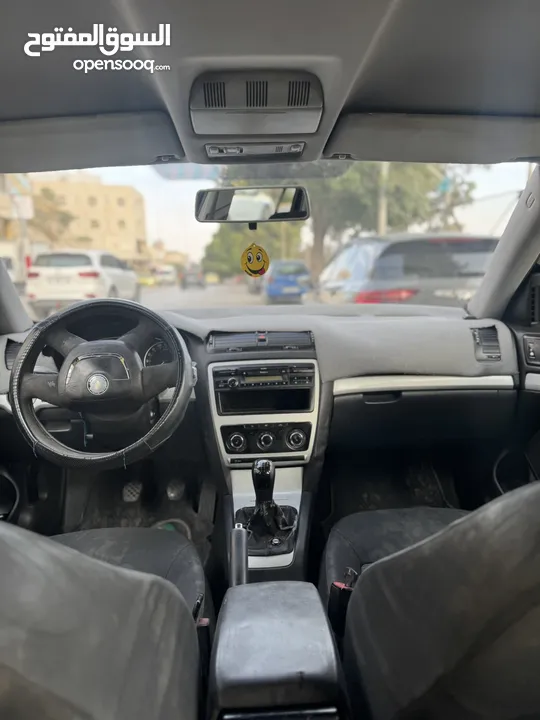 سكودا اوكتافيا رمش