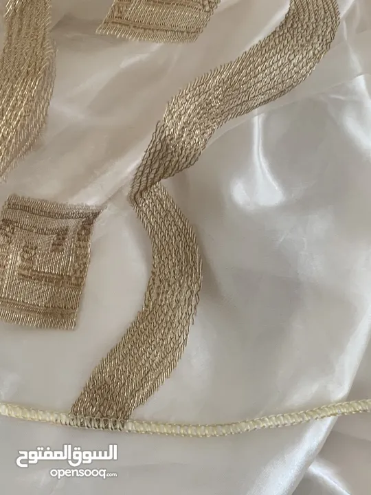 للبيع برادي مستعمل فوال تركي مبطن ساتان تطريز ذهبي فرزاتشي