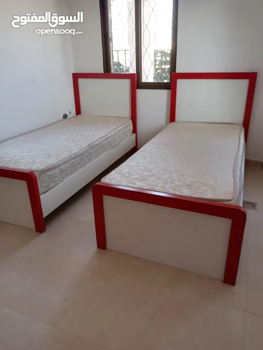 غرف نوم للبيع
