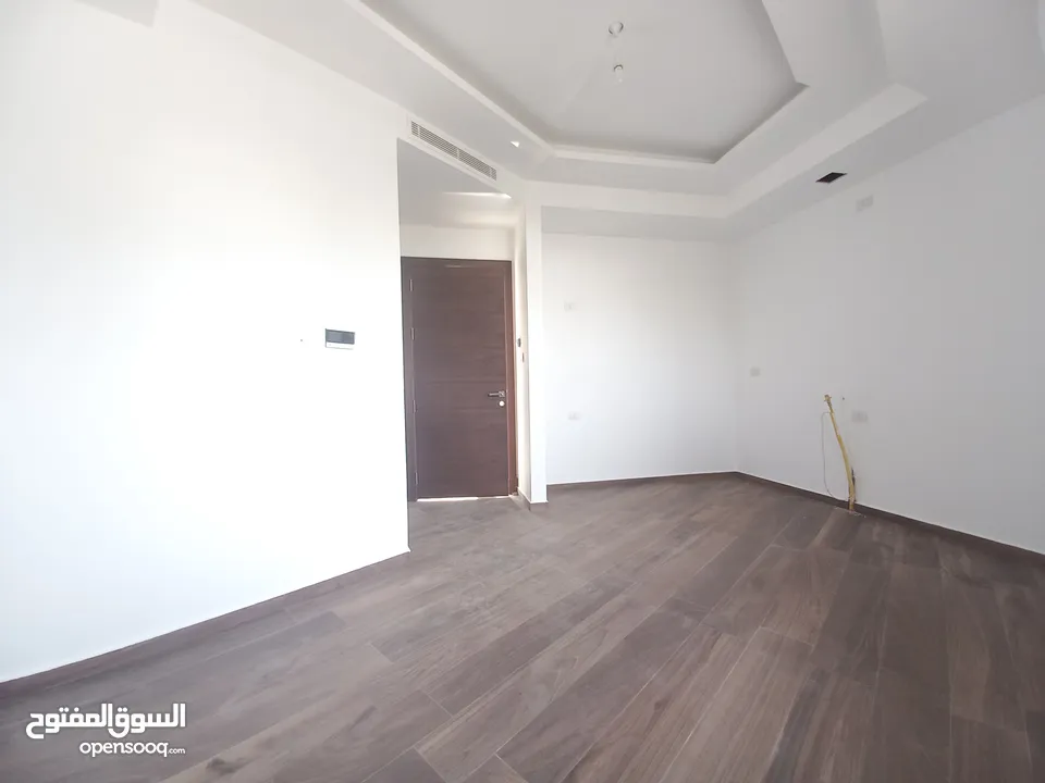 Unfurnished Apartment For Rent In 4th Circle  ( Property 35886 )-174821880