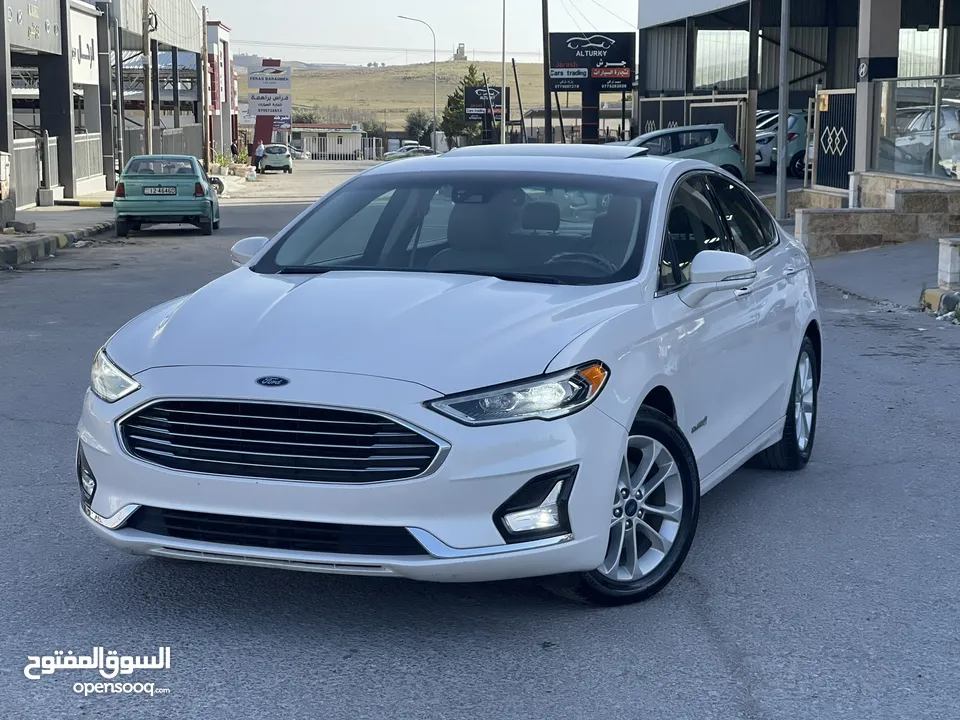Ford fusion 2019 sel clean title (فحص كامل )