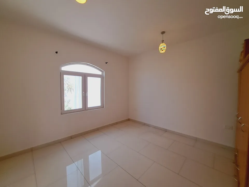 فيلا للايجار المعبيله /Villa for rent in Al Maabilah