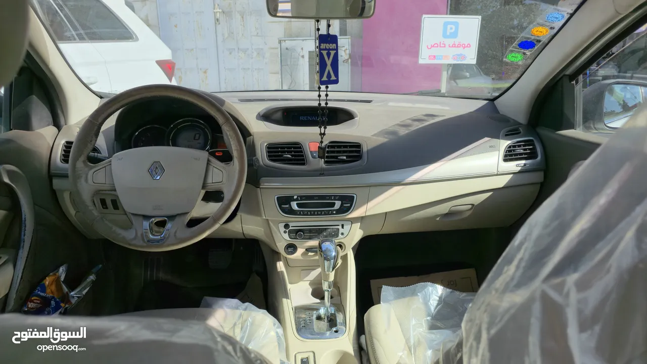 رينو فلونس 2016