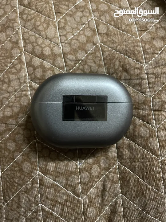 ...HUAWEI FreeBuds