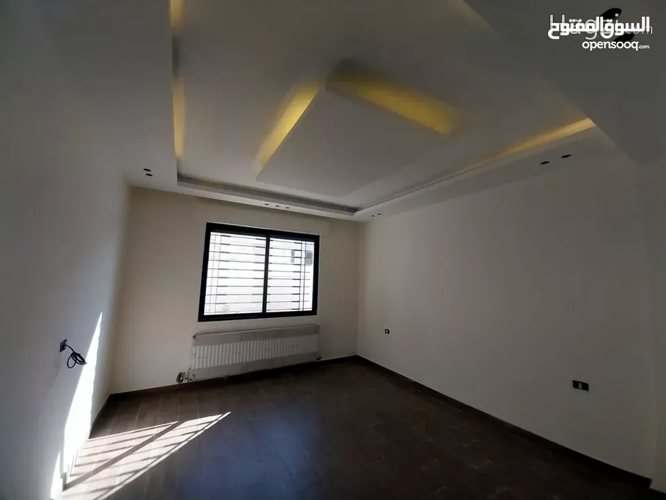 شقة شبه ارضي مميزة جدا للبيع في دابوق ( Property ID : 30068 )