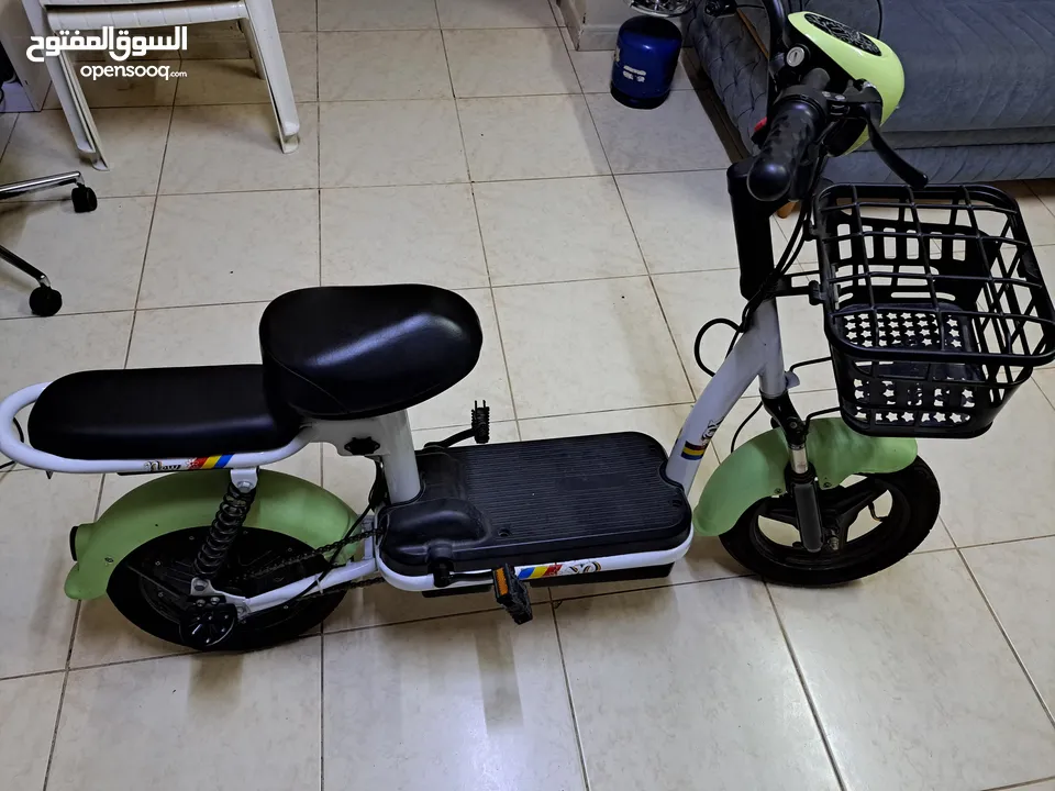 سكوتر كهربائي  Electric scooter