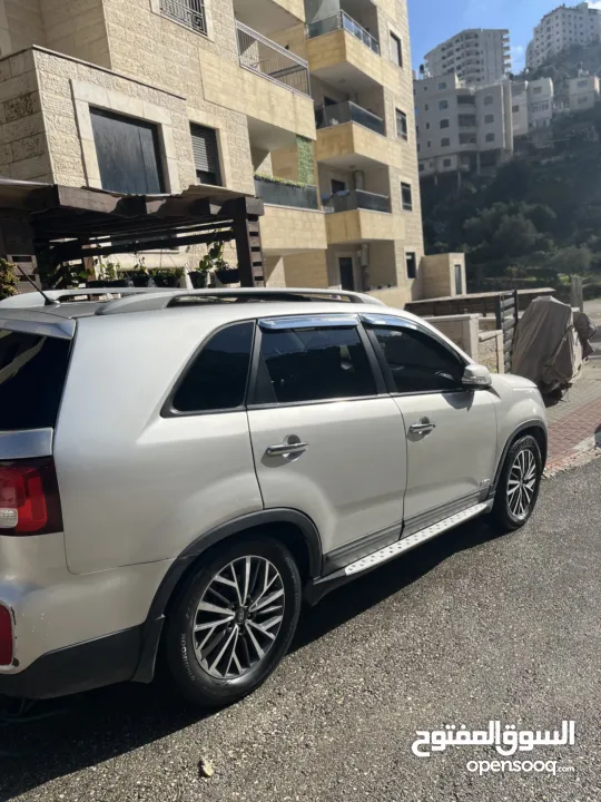 كيا سورنتو 2014