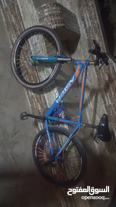بسكليت نمره 26 للبيع في اربد مع جنزير صدر