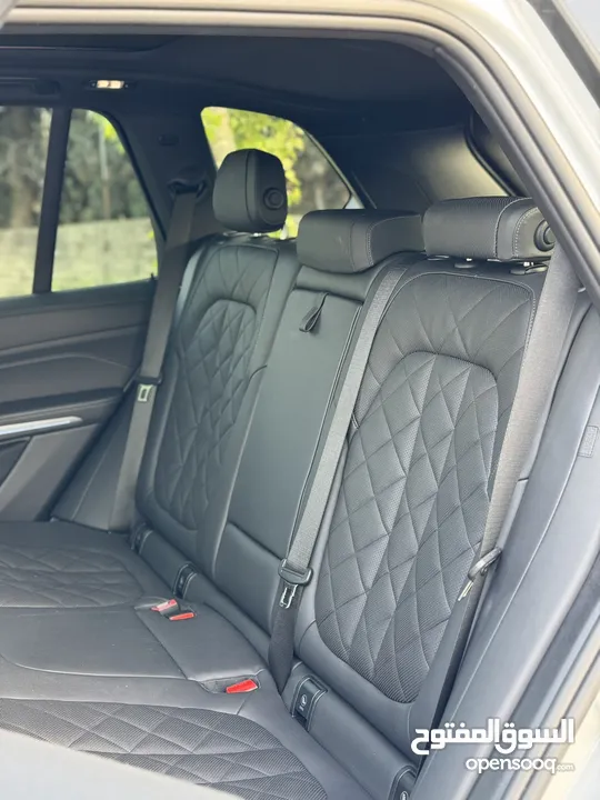 BMW X5 50e M Package