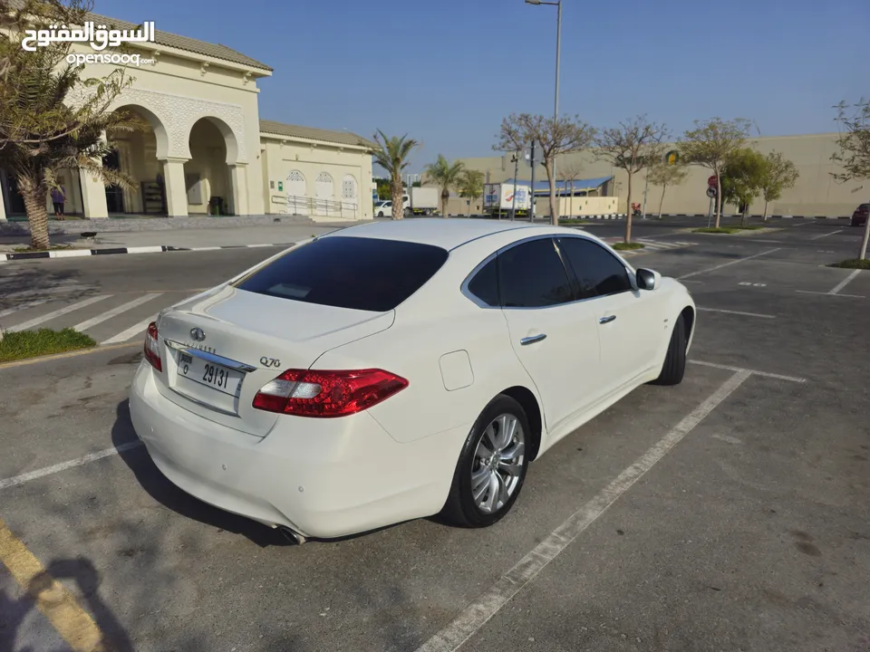 2014 Infiniti Q70 GCC - full options - urgent sale - leaving