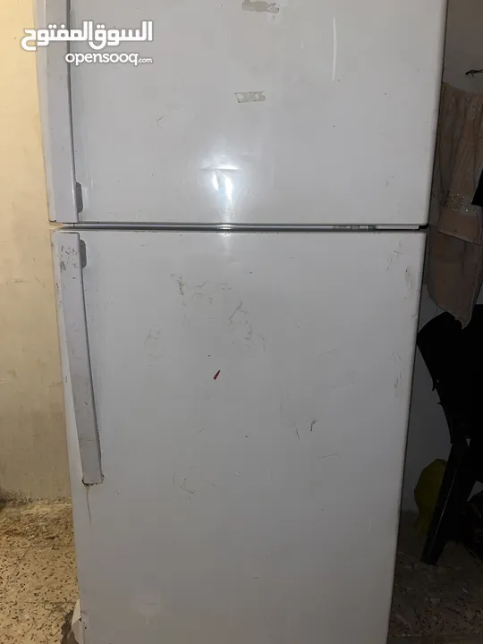 يوجد ثلاجة دايو  صناعة كورية شغالة 100‎%‎