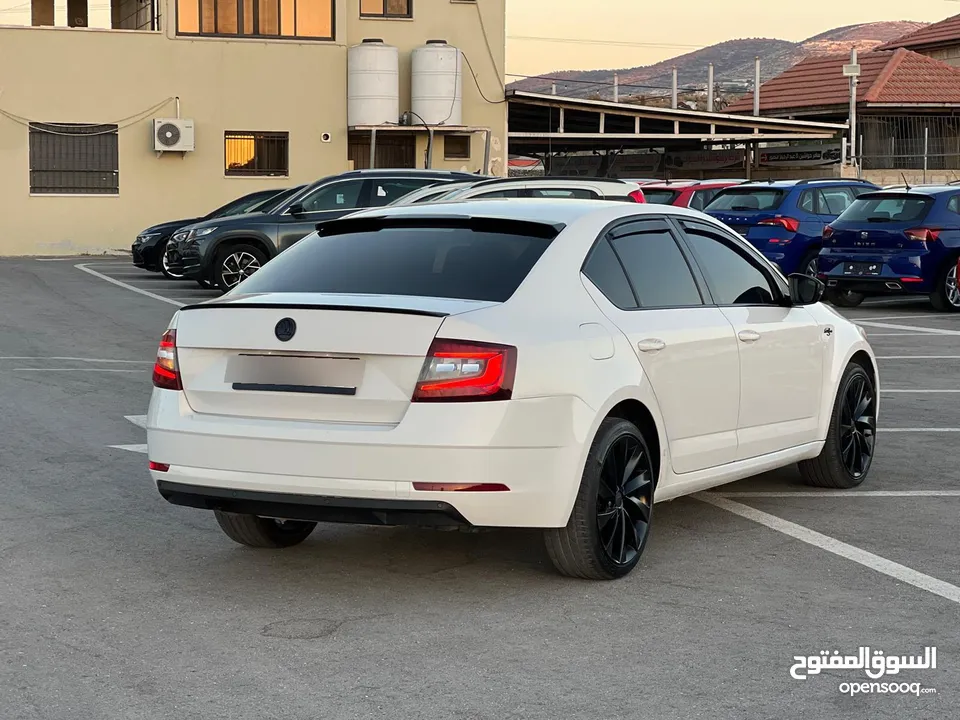 سكودا اكتافيا 2019/اتوماتيك ماتور 2000 ديزل فل الفل بدون فتحة بلاك اديشن